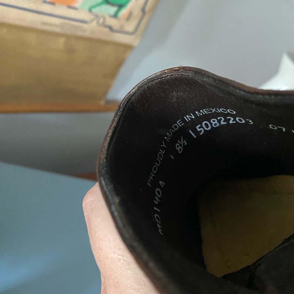 LANE mules 8 1/2 - Picture 2 of 6